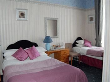 The Dunn Thing Guest House Ayr Exterior photo